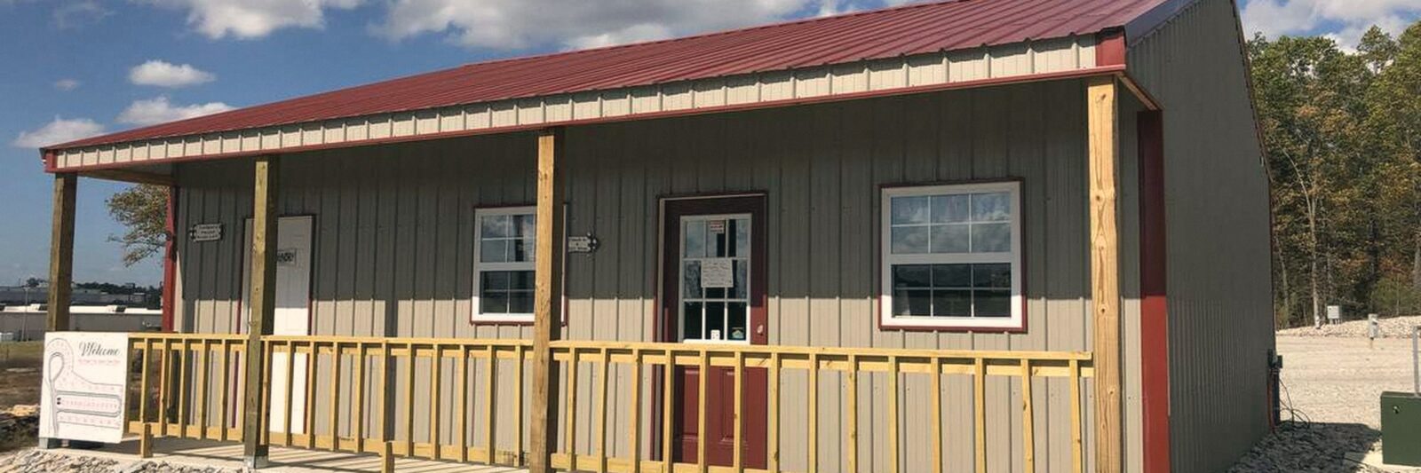 Mountain Home RV Park office building with laundry and gift shop, Mountain Home, Arkansas